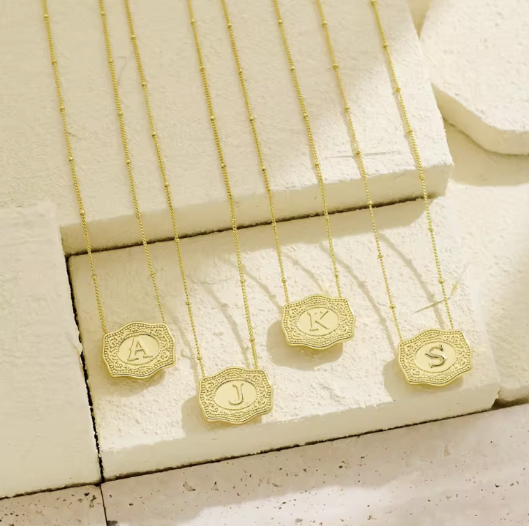 Golden Valley - Buckle Necklace